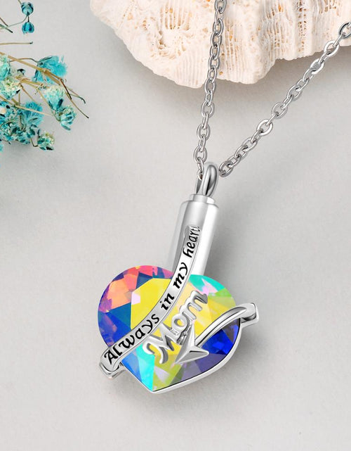 Load image into Gallery viewer, Mom Heart Pendant
