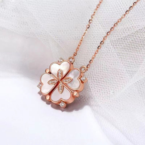 Load image into Gallery viewer, Clover Pendant Necklace （ U 1503880 Private Listing）
